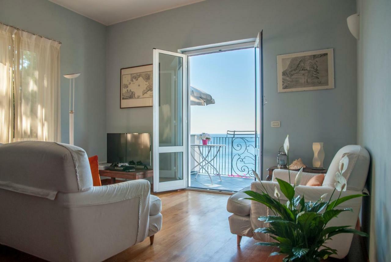 Villa Eliodora - Due Appartamenti أرنزانو المظهر الخارجي الصورة
